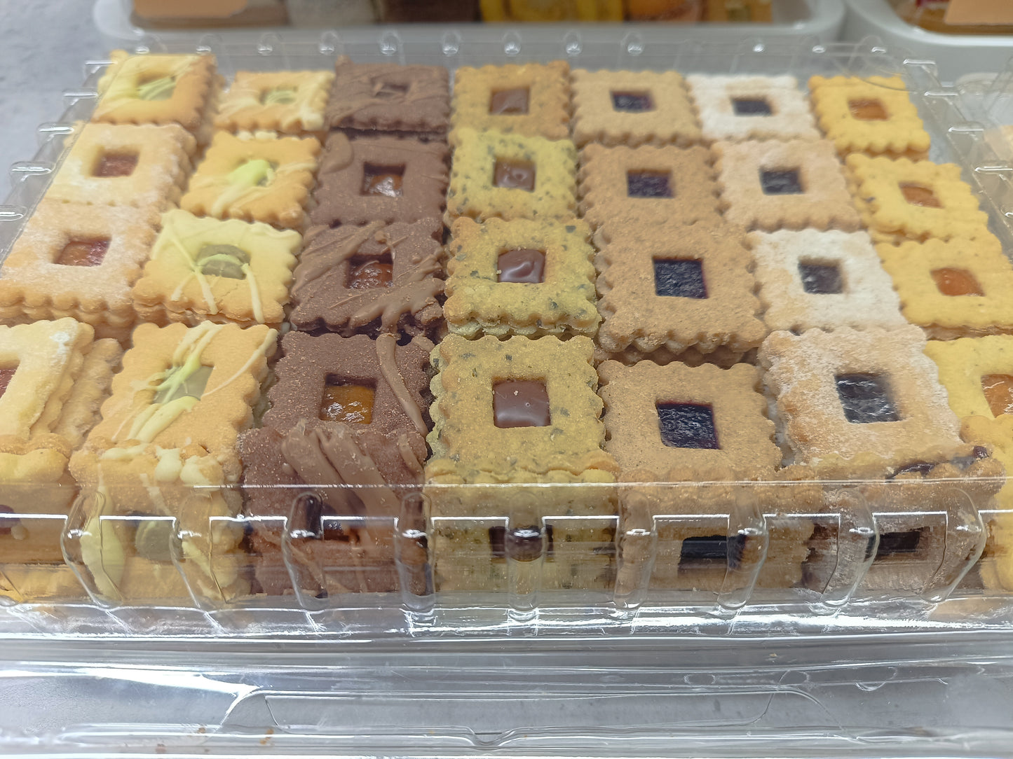 Mešani piškoti- linški