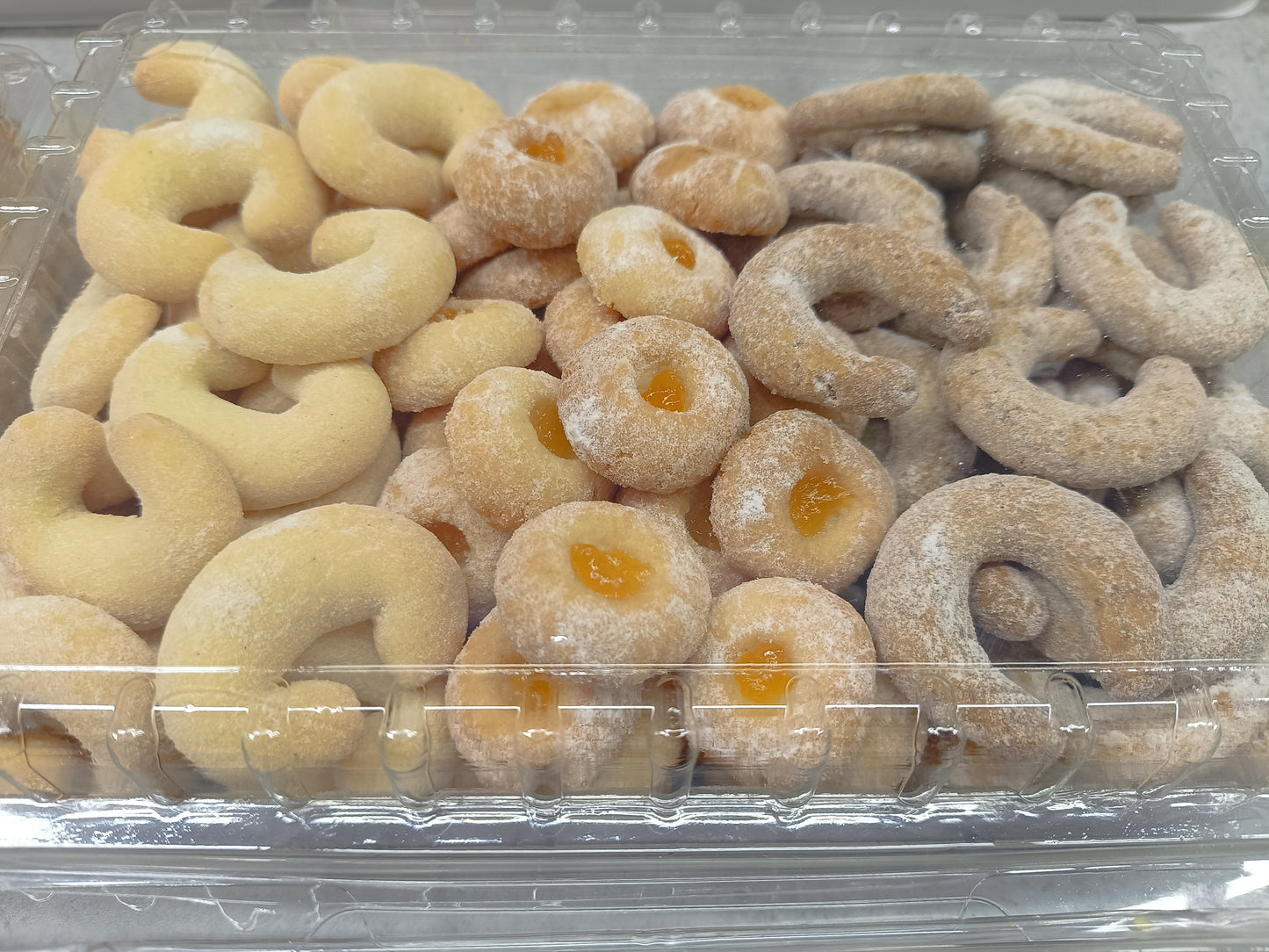 Mešani piškoti- rogljički